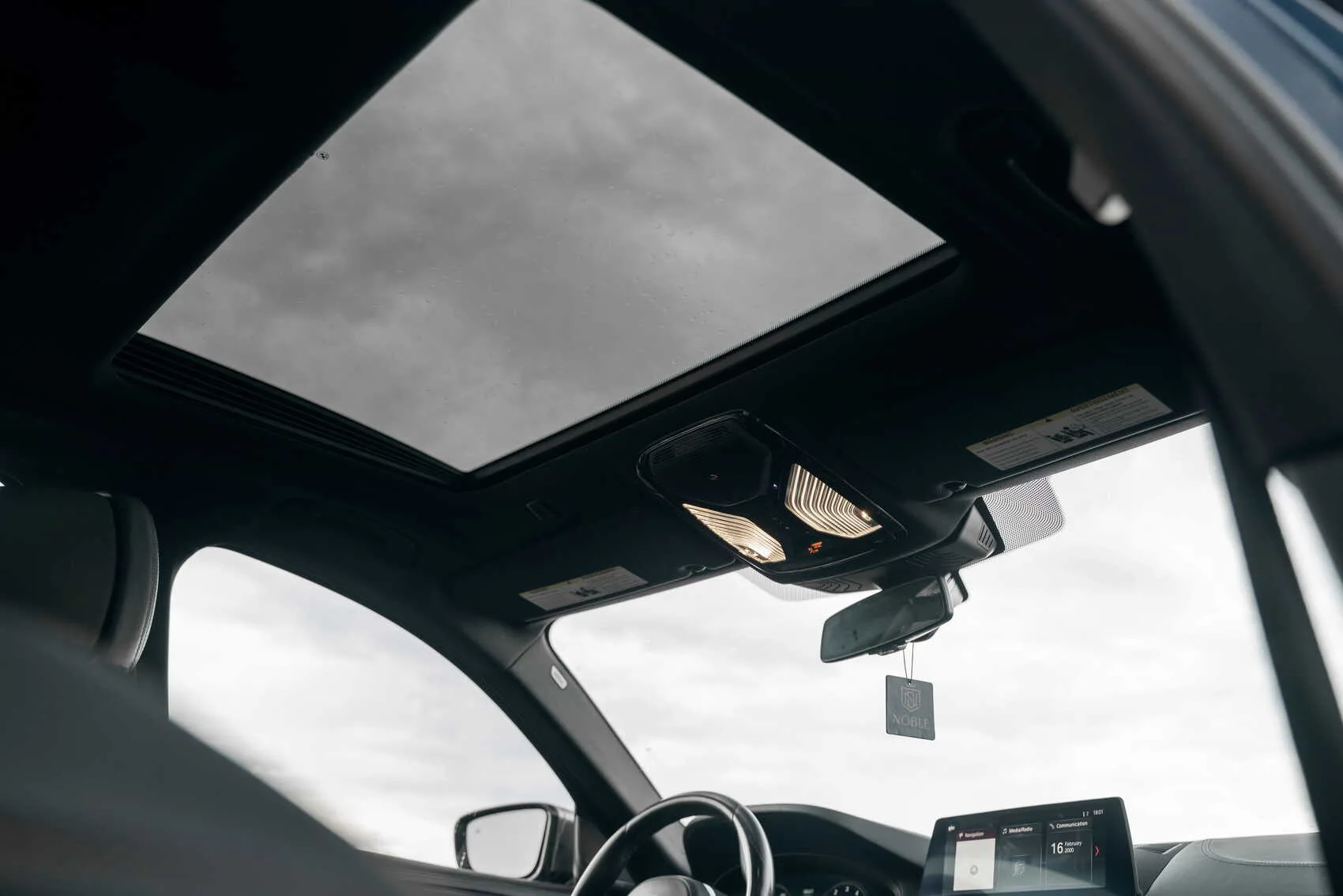 BMW M550 — Photo 11