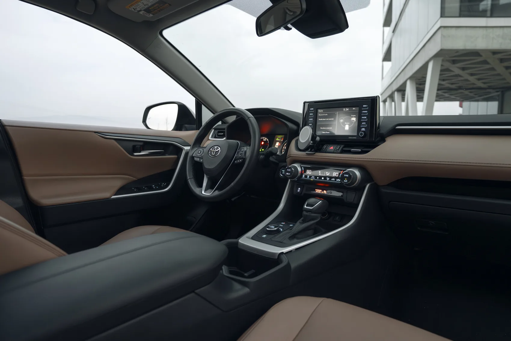 Toyota Rav-4 — Photo 11