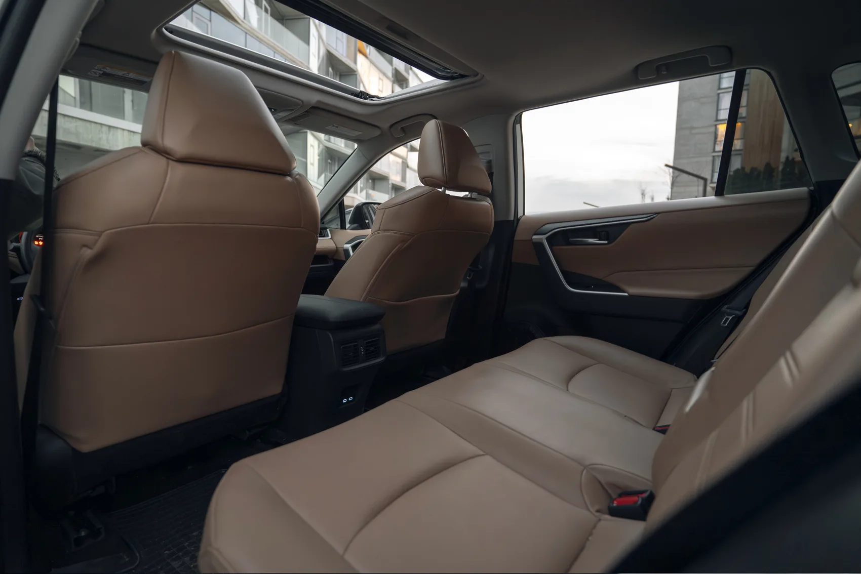 Toyota Rav-4 — Photo 10