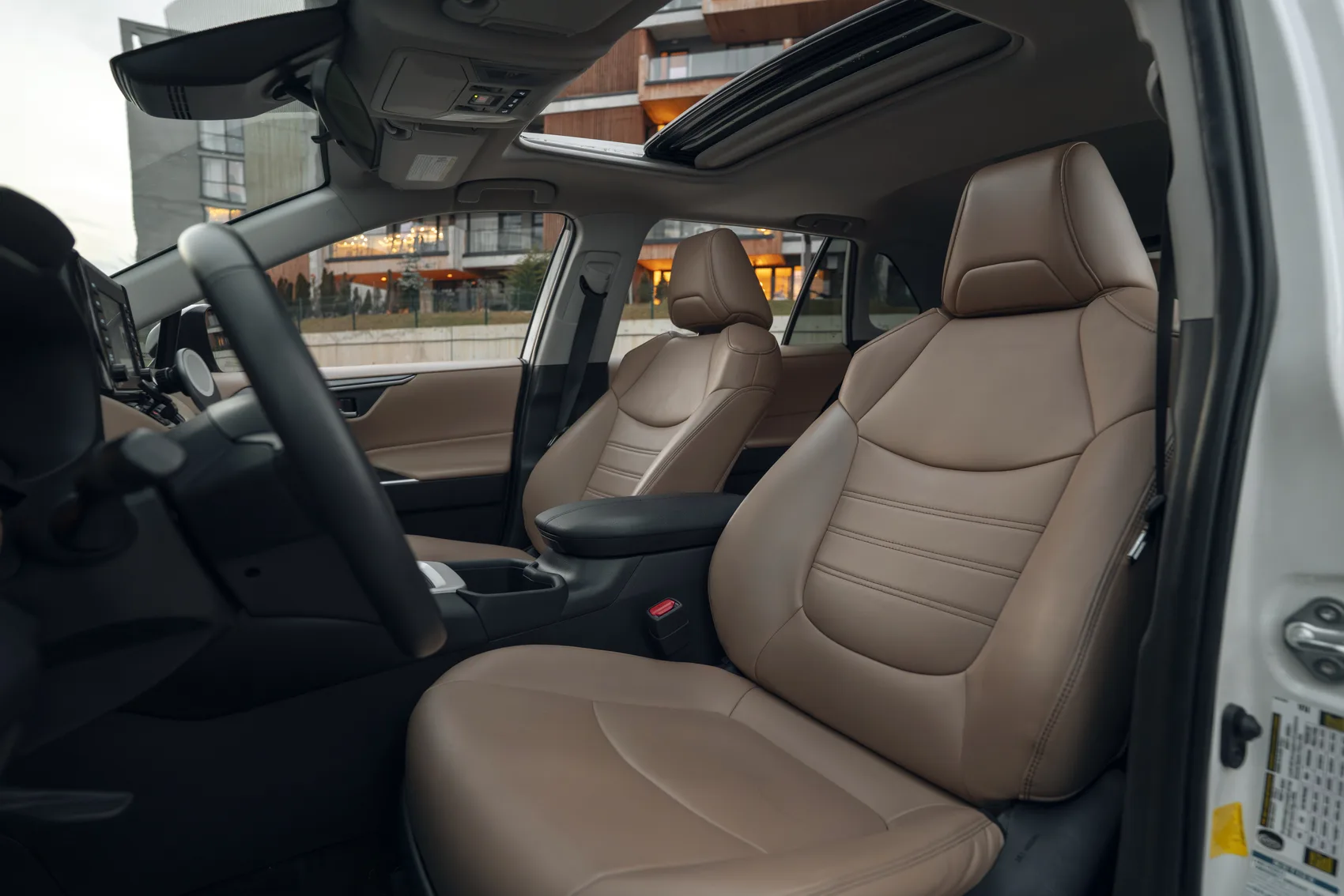 Toyota Rav-4 — Photo 9