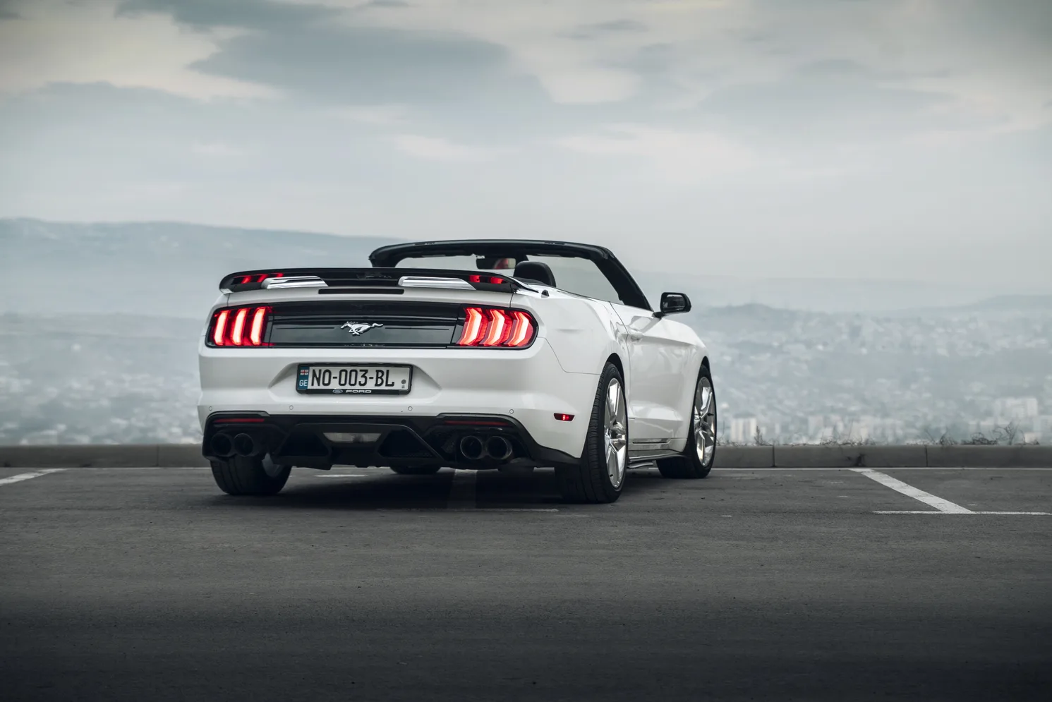 Ford Mustang Cabrio — Photo 6