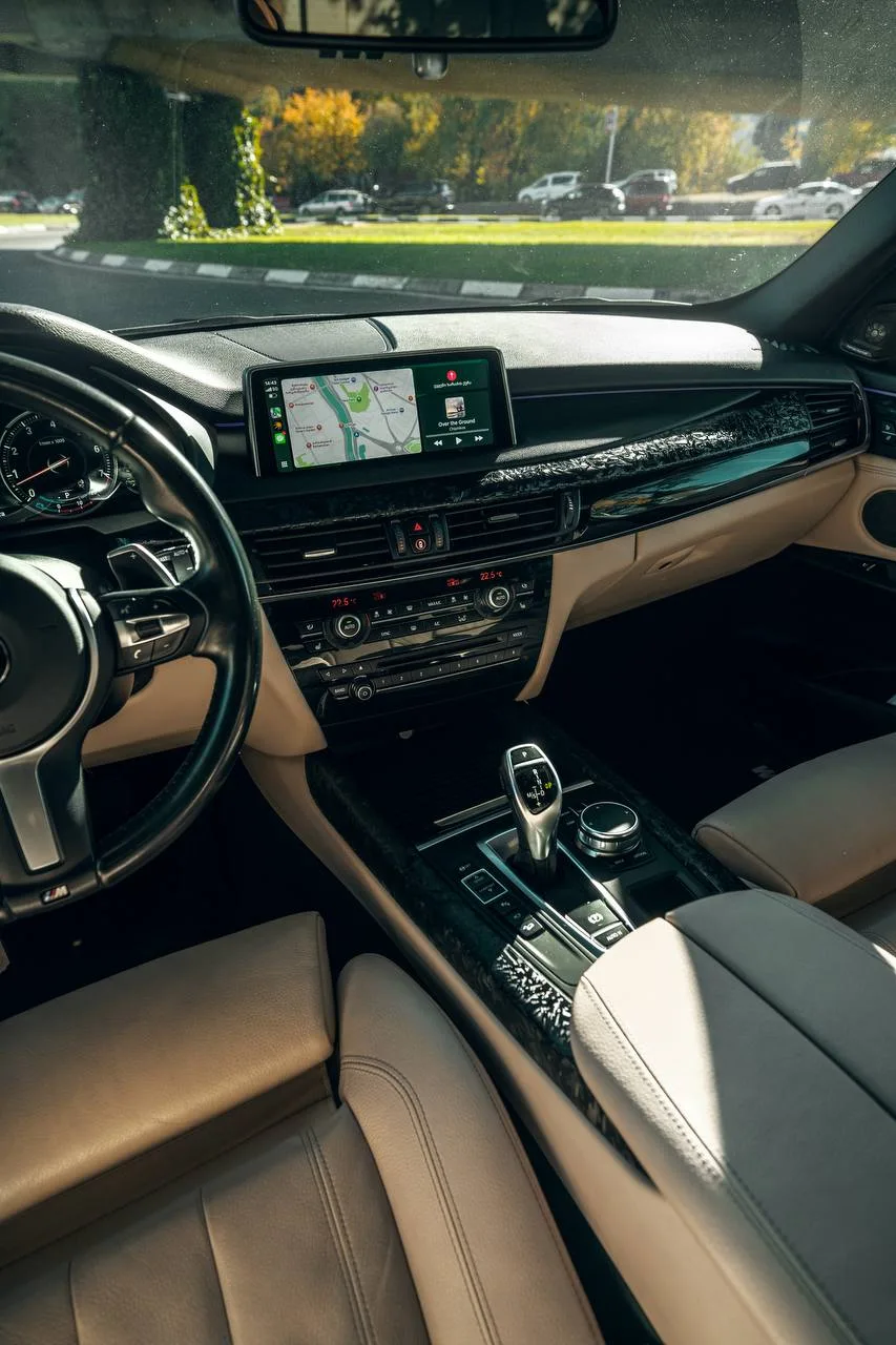 BMW X5 — Photo 14