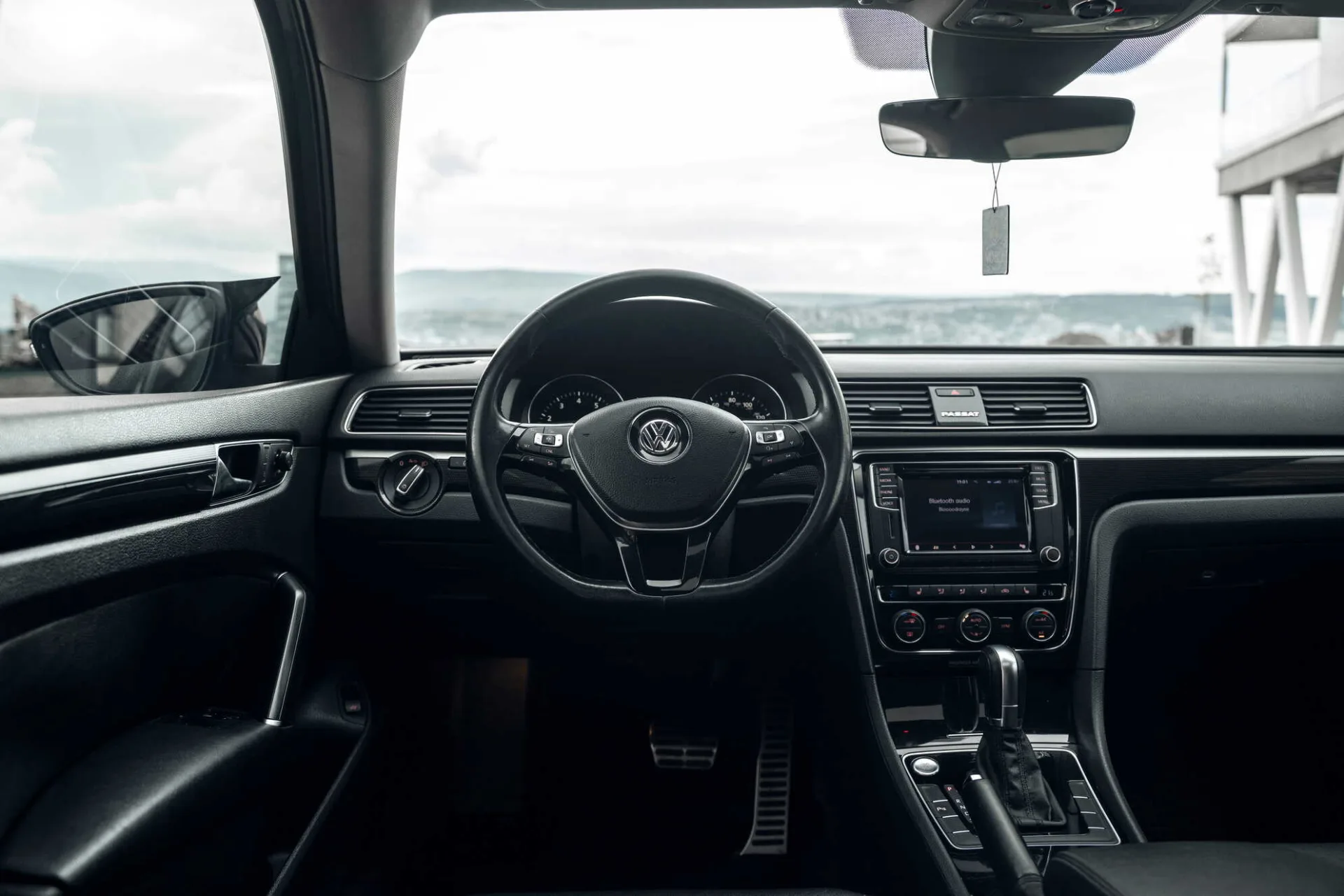 VW Passat R-Line — Photo 11