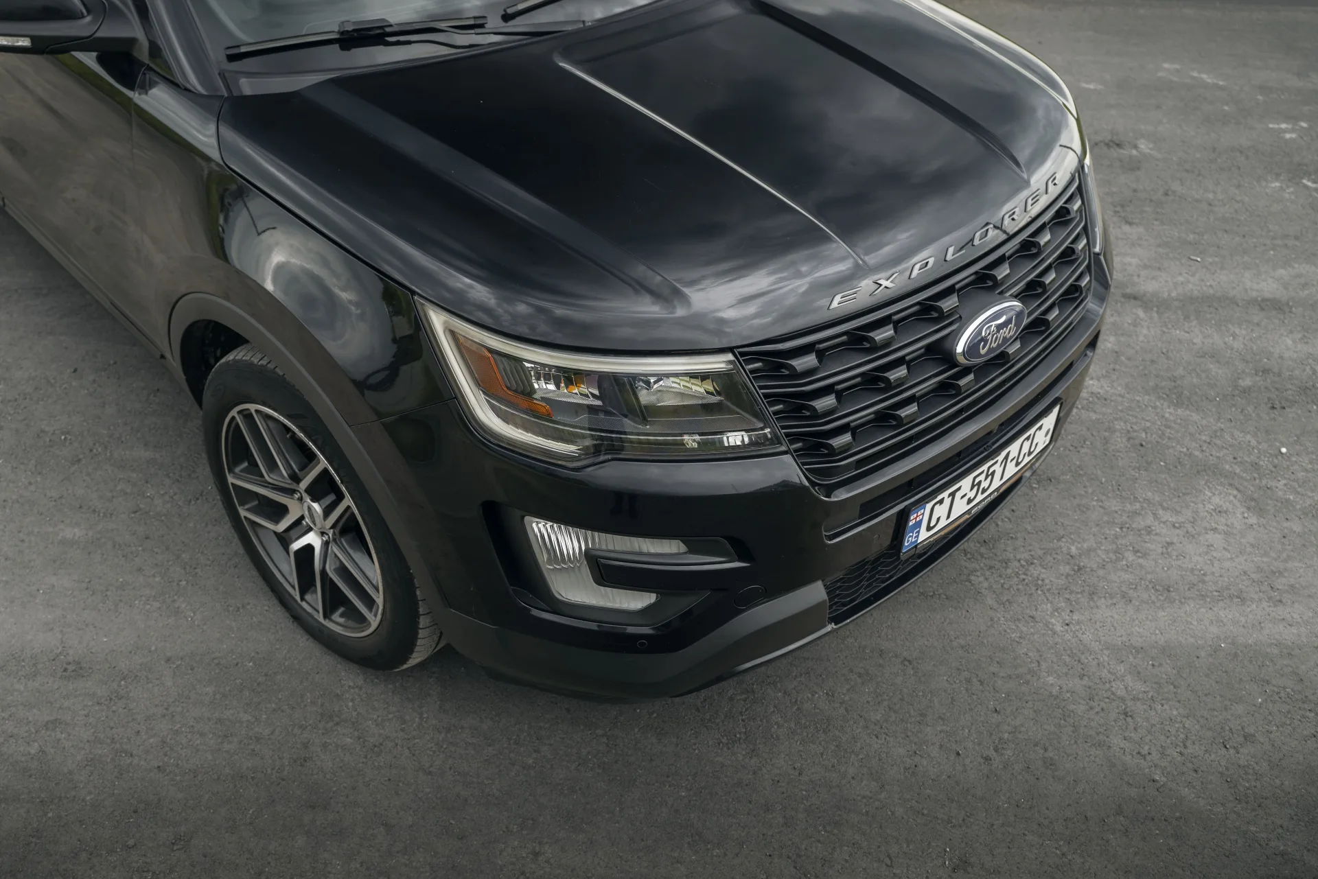 Ford Explorer 2016 - rear view - RentGeo Cars