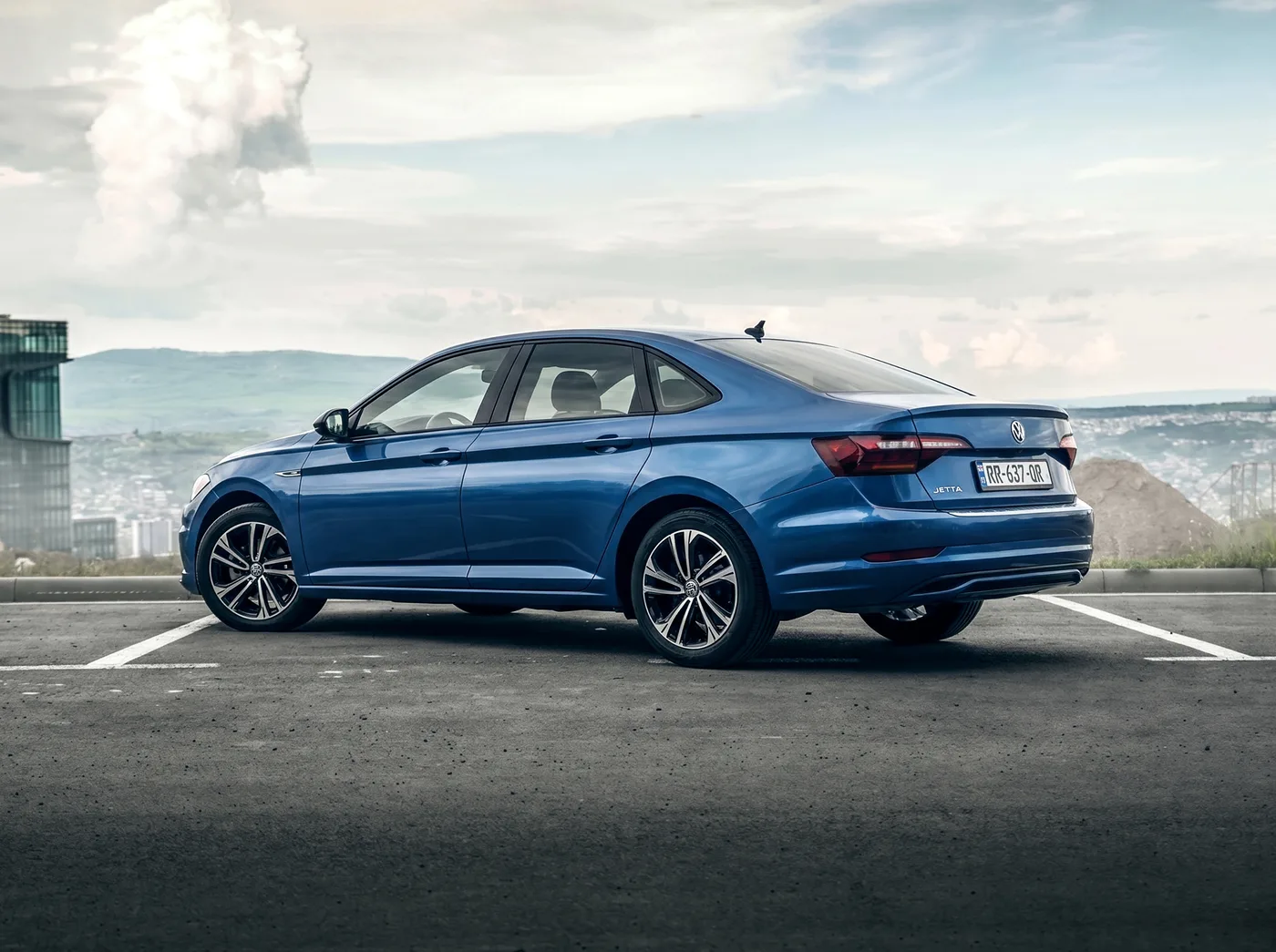 Volkswagen Jetta Sport 2025 - side view
